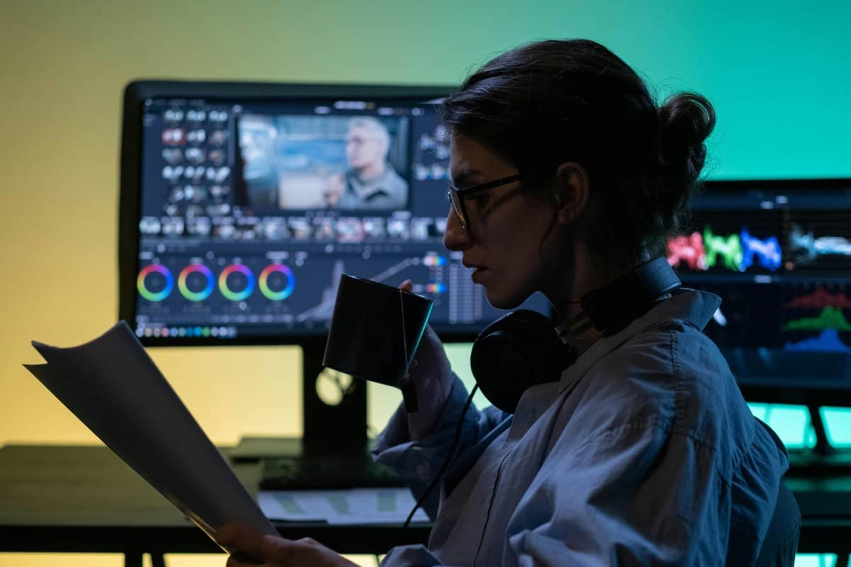 Montage du son : en quoi ça consiste en audiovisuel ?